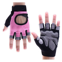 Load image into Gallery viewer, Gym Gloves For Women - DollaLemon
